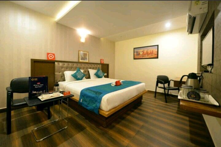 Capital O Surabhi Elite Near Miraj Cinemas - Shalini Shivani Sururnagar Экстерьер фото